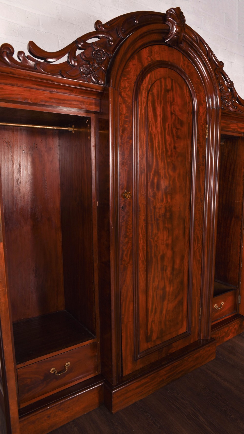 Stunning 3 door Scottish Victorian breakfront wardrobe  View IV