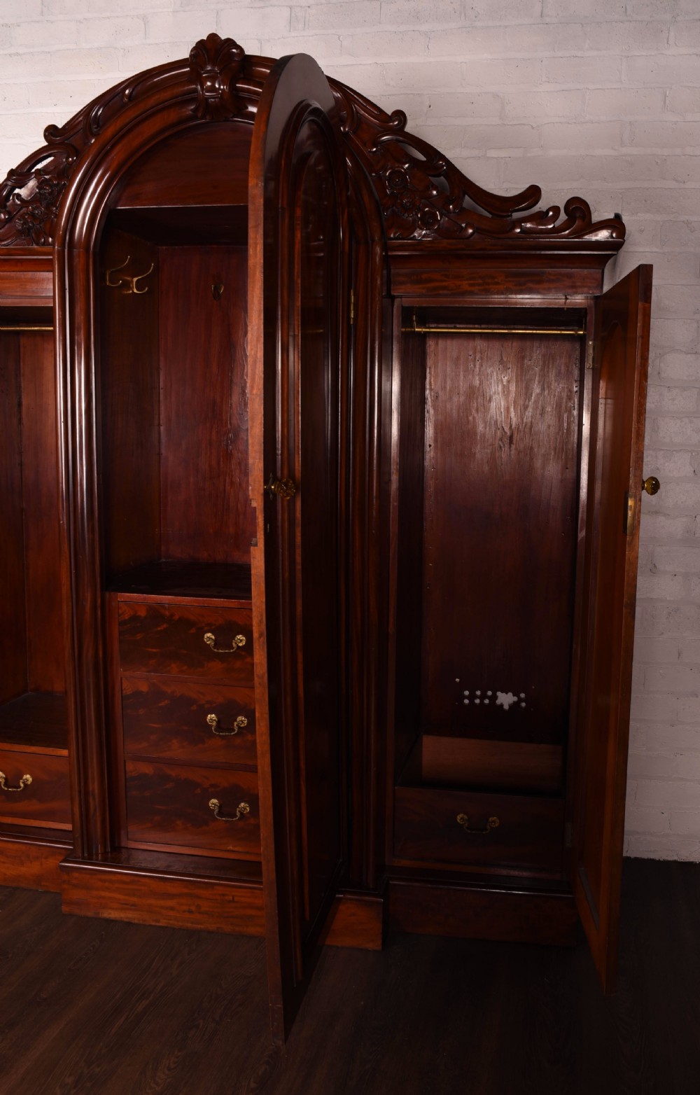 Stunning 3 door Scottish Victorian breakfront wardrobe  View XVIII