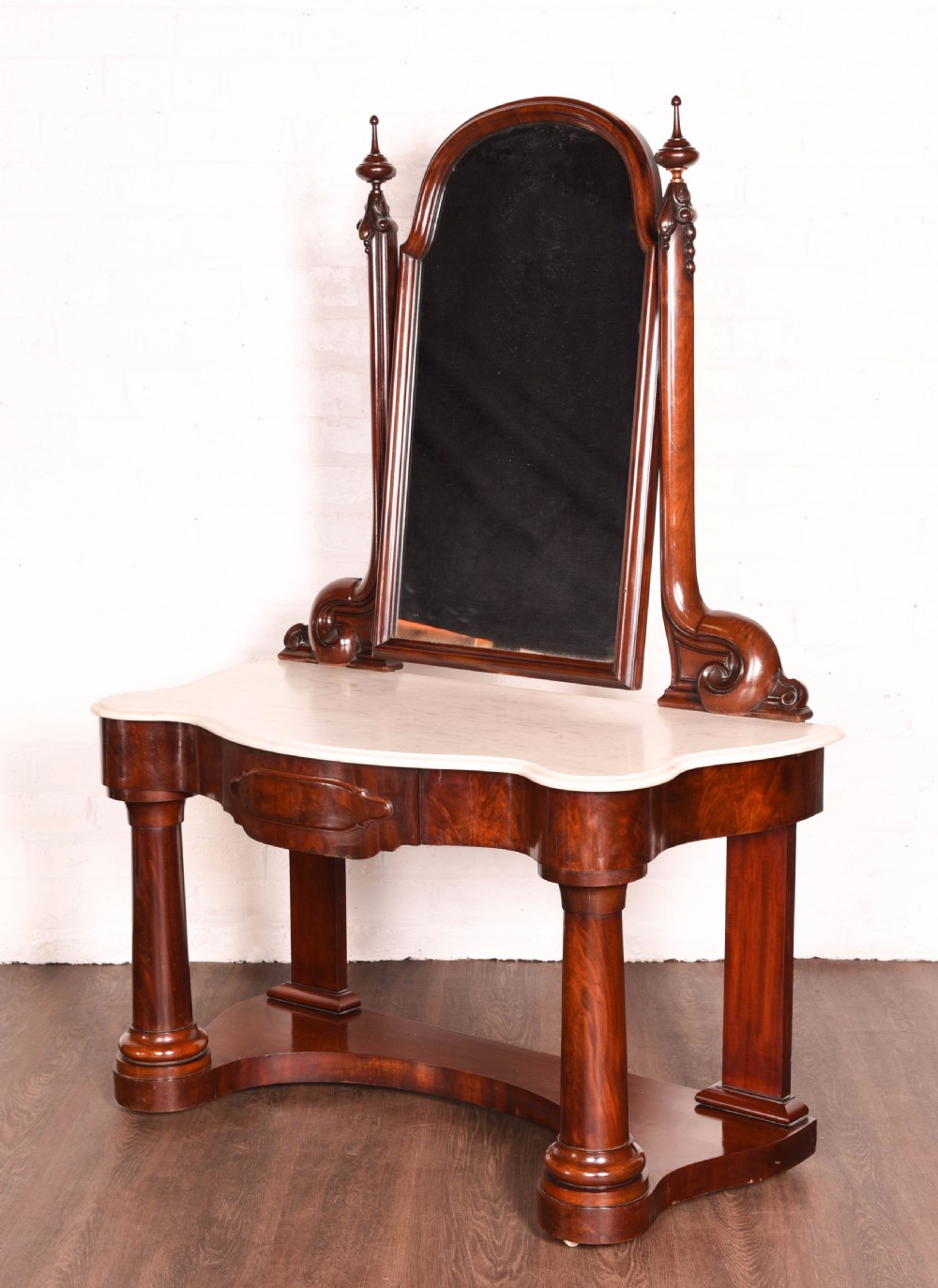 Stunning Victorian marble top dressing table 