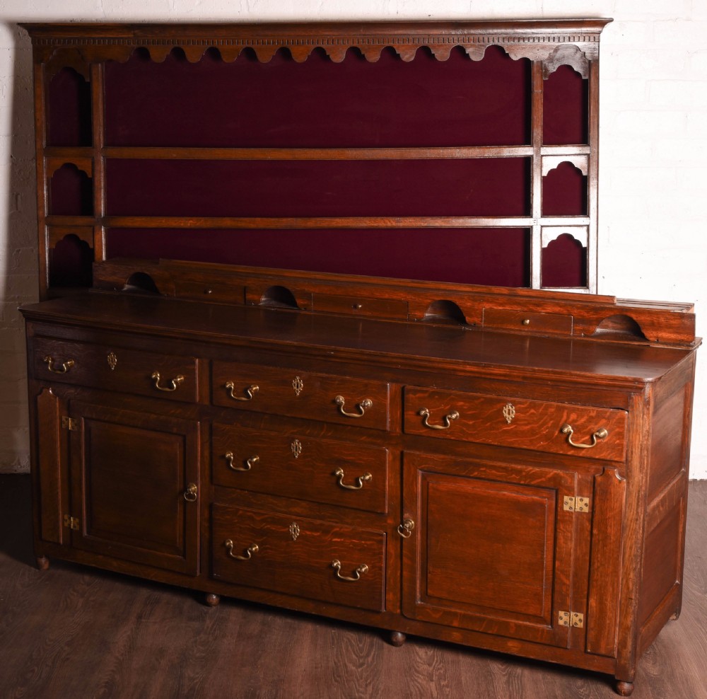oak antique dresser  View XI