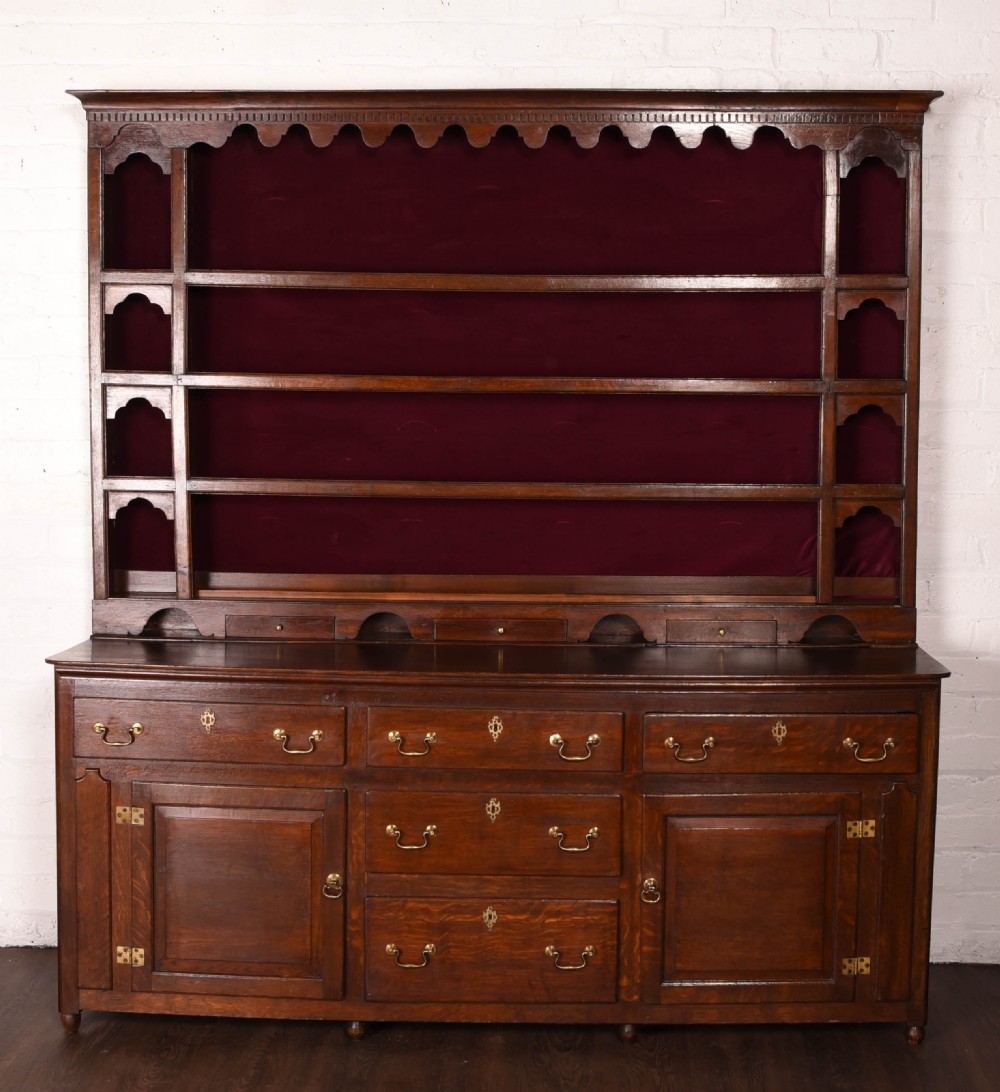 oak antique dresser  View XIV