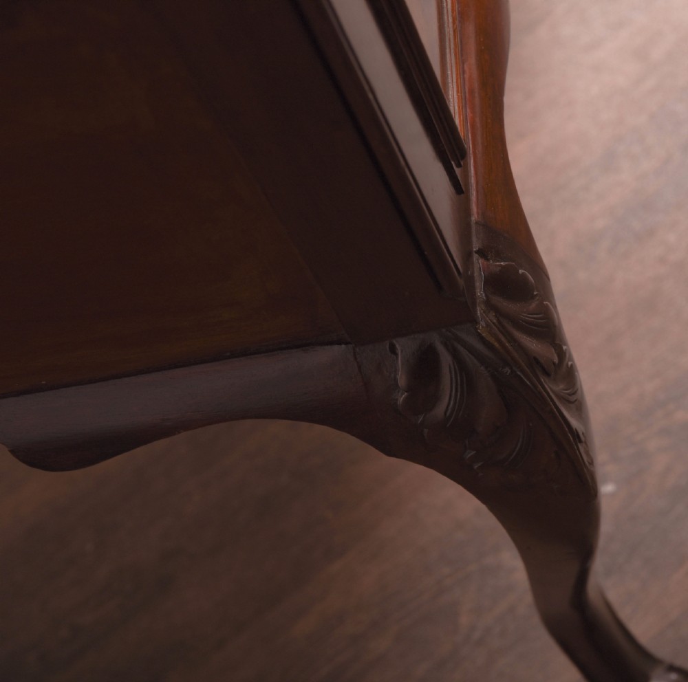 Mahogany ladies writing desk View VI