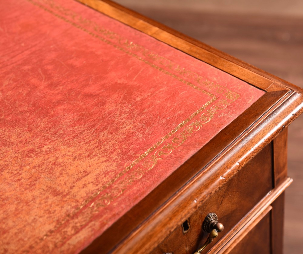 mahogany pedestal 3 part desk  View IV