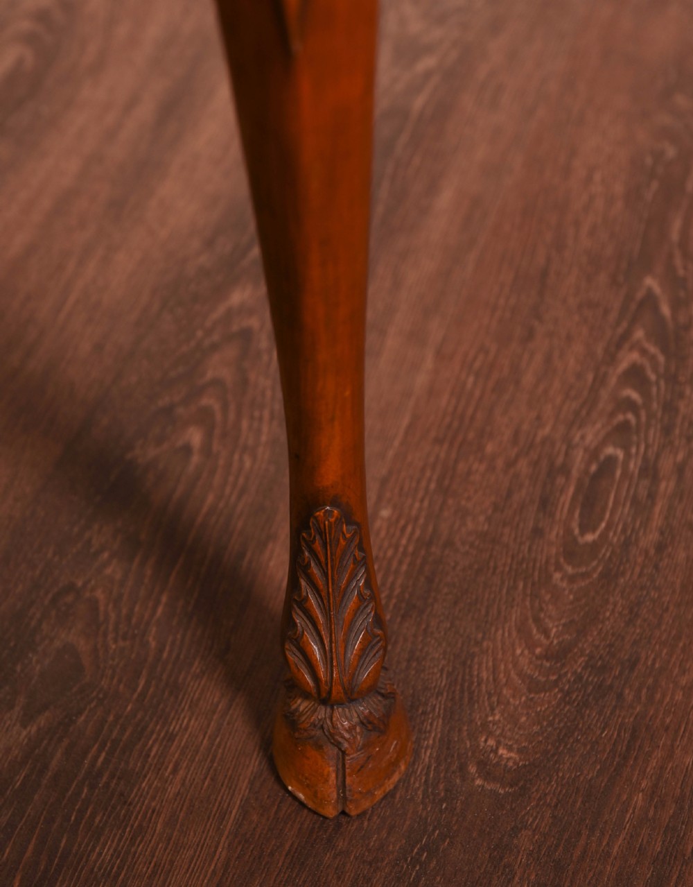 Stunning burr walnut writing desk with hoof feet   View VIII
