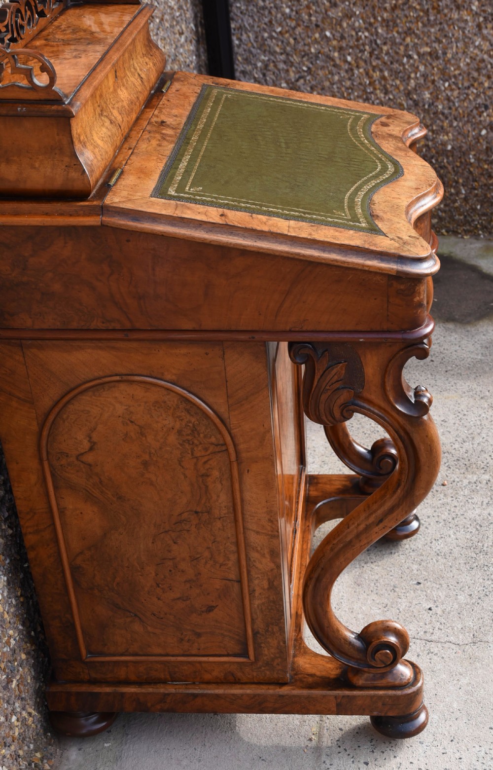 Stunning Victorian burr walnut davenport desk View VIII