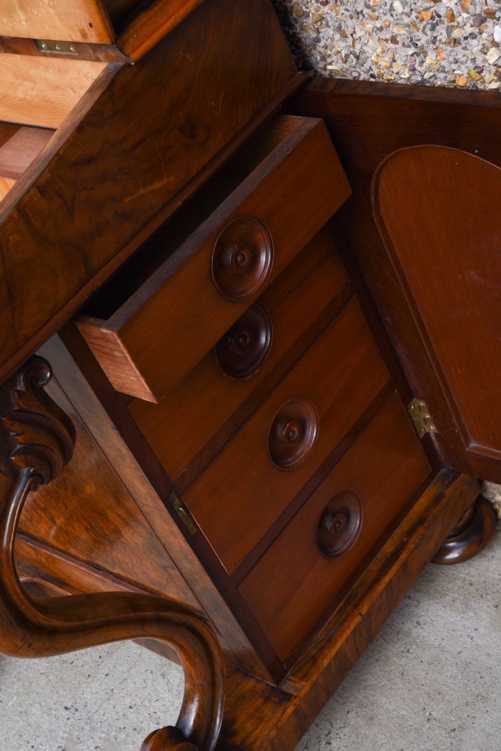 Stunning Victorian burr walnut davenport desk View XII