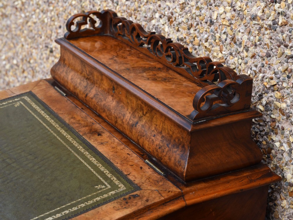 Stunning Victorian burr walnut davenport desk View XIII
