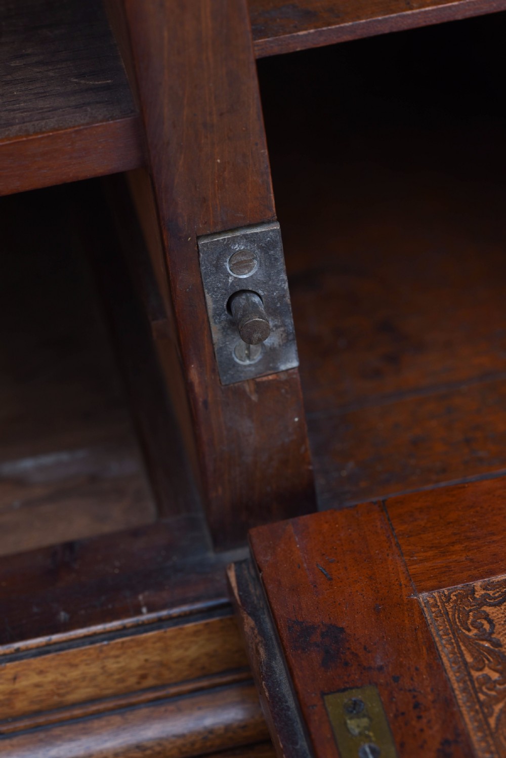 An rare country house estate desk View XXV
