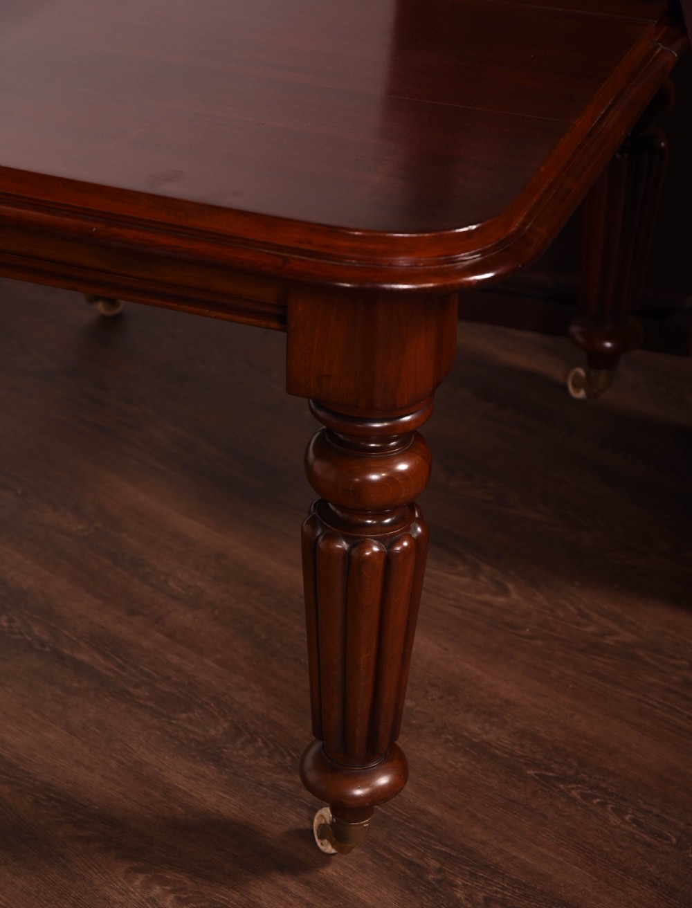 Victorian Mahogany extending 2 leaf dining table  View II