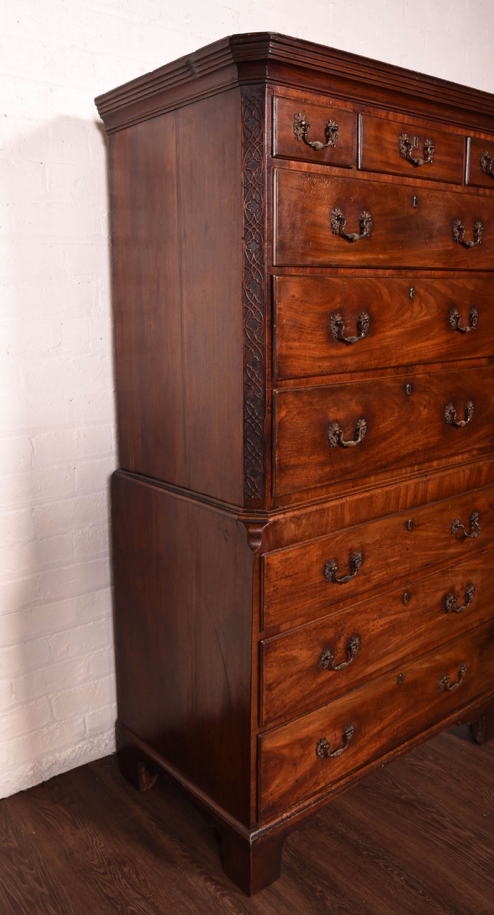 Georgian Mahogany chest on chest  View III