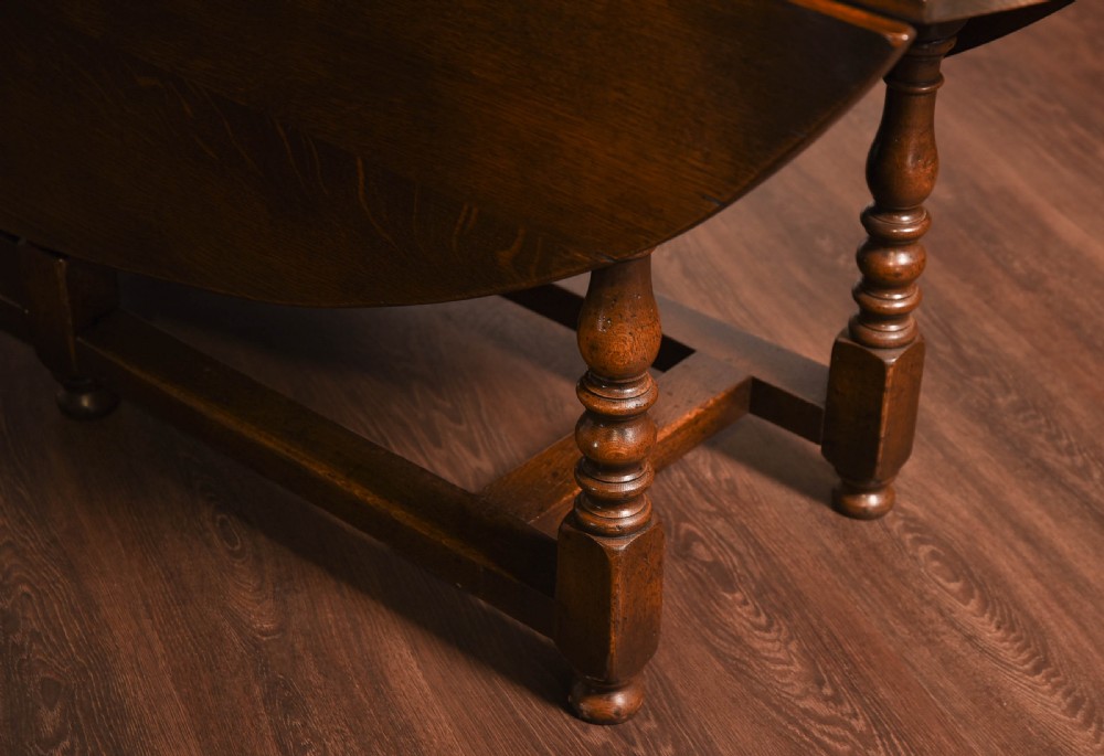 Large 17th century manner oval formed wake table  View III
