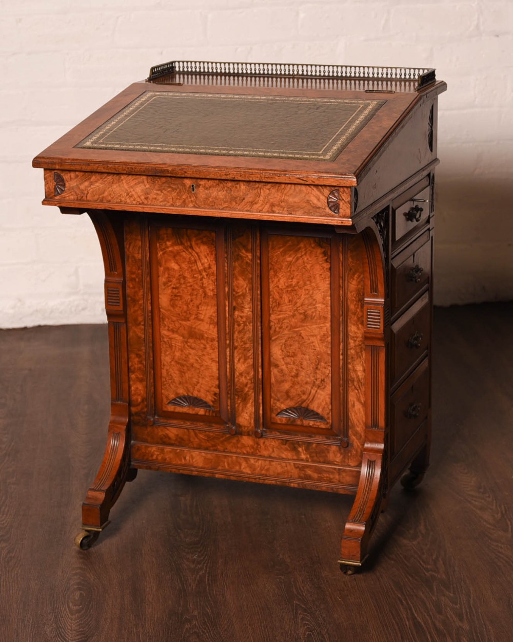 Outstanding bur walnut davenport by John Taylor of Edinburgh