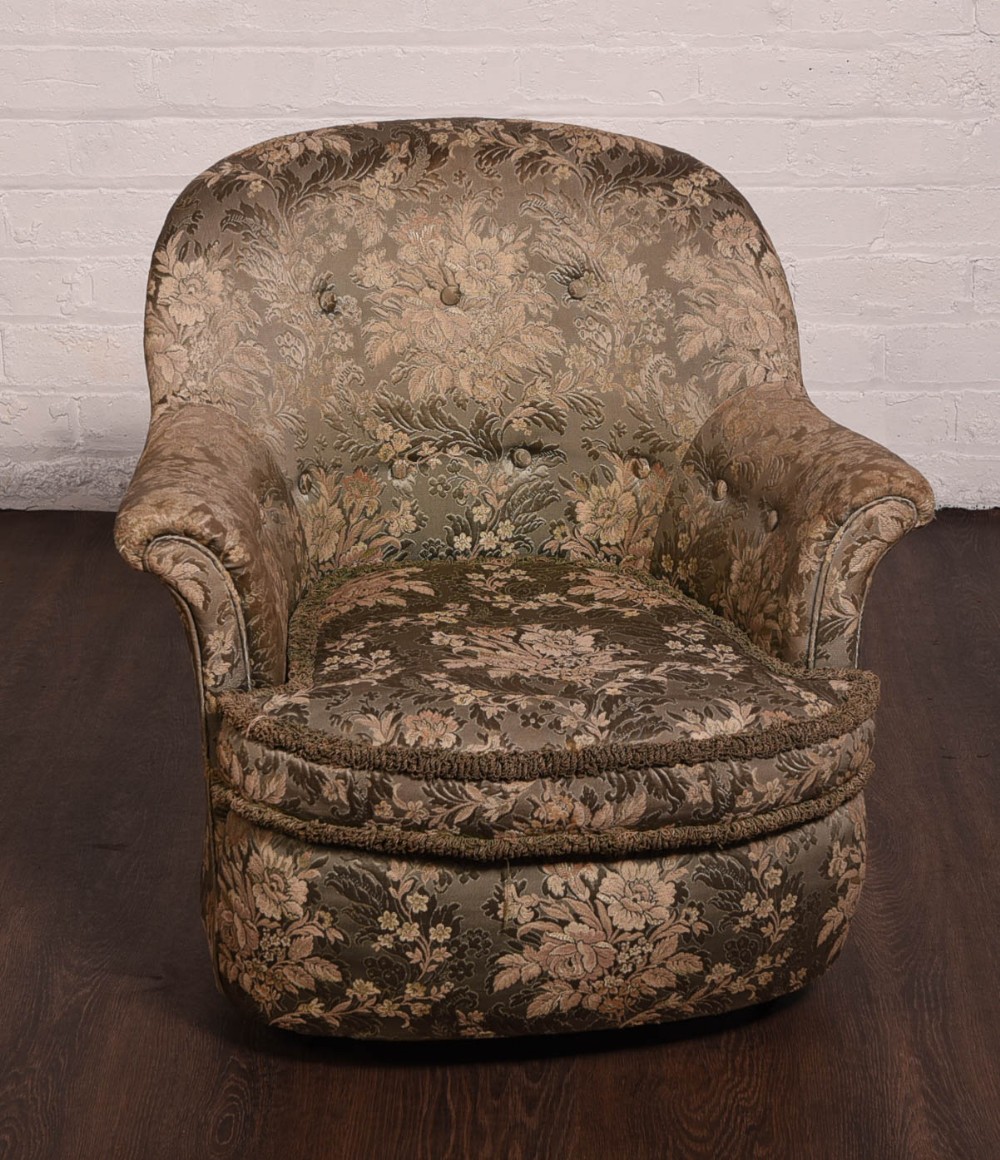 Upholstered button back tub chair 