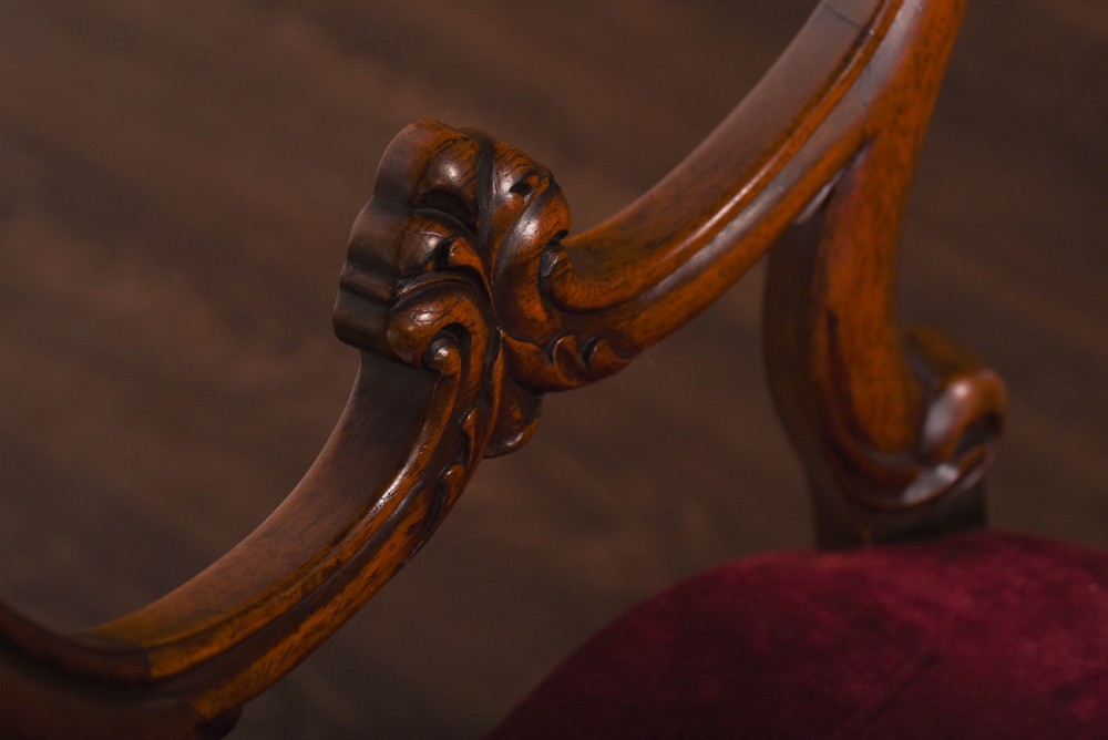 Set of 6 Solid rosewood cabriole leg balloon back chairs  View VI