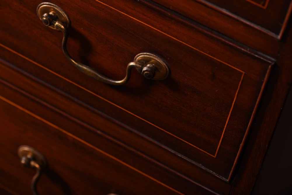 Georgian inlaid  3 over 3 Mahogany chest of drawers  View XIII