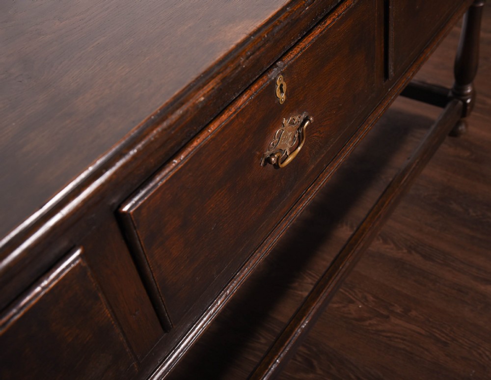 19th century oak sideboard  View IV