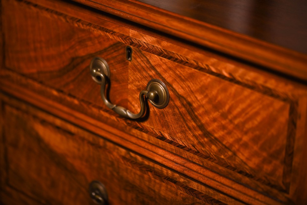 Stunning inlaid Figured walnut chest of drawers  View XII