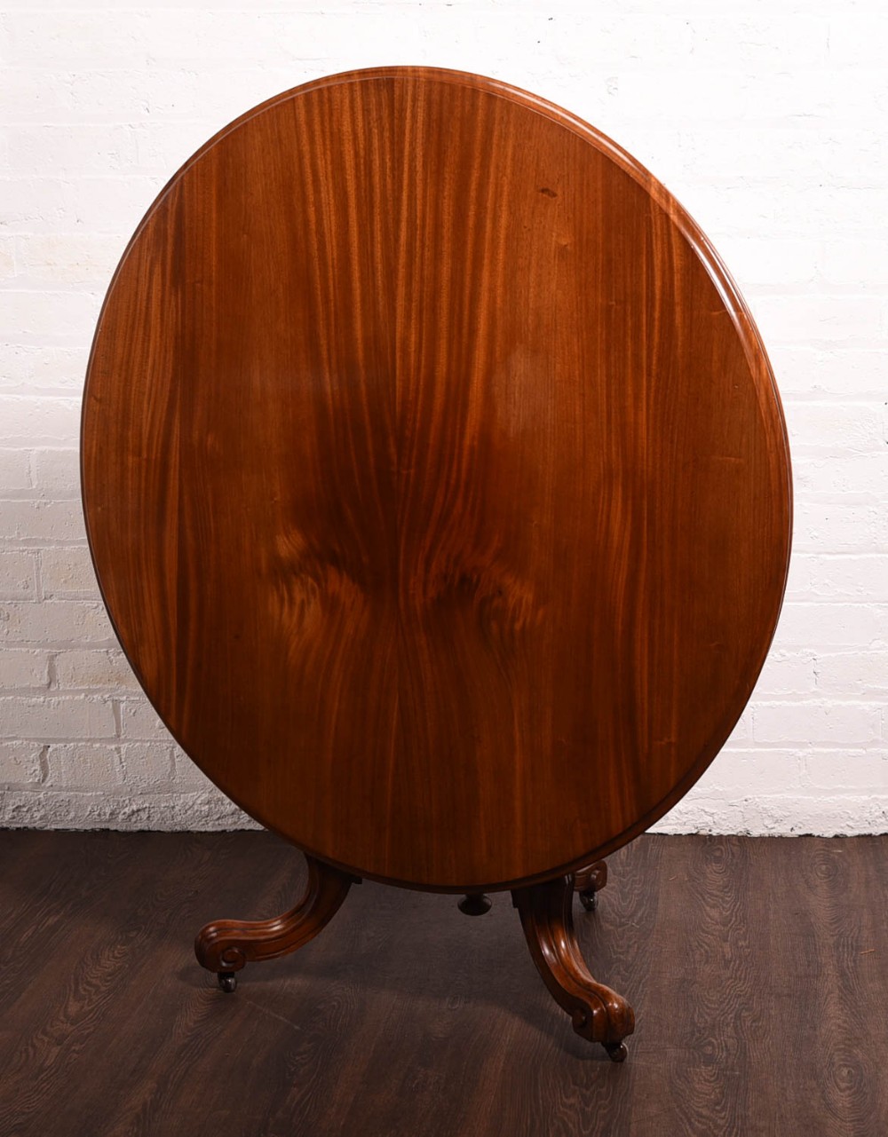 Victorian Mahogany circular snap top table 