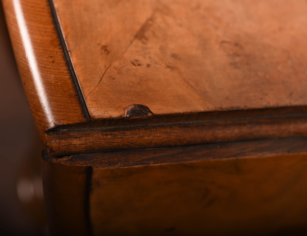 Stunning Victorian burr walnut Sutherland drop leaf table  View XIV