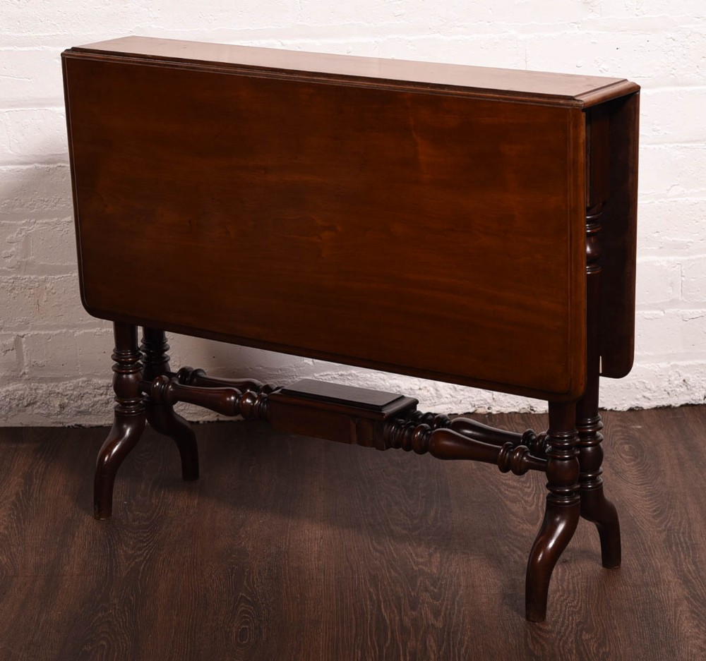 A Rare Victorian gateleg Sutherland drop leaf table 
