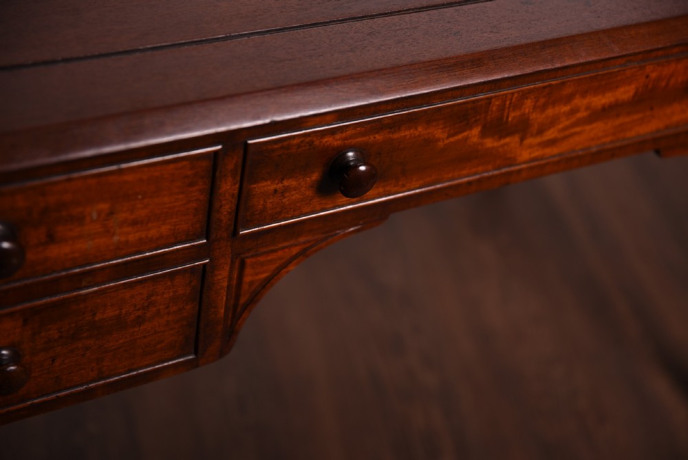 Victorian Elegant Country house Mahogany Washstand View II