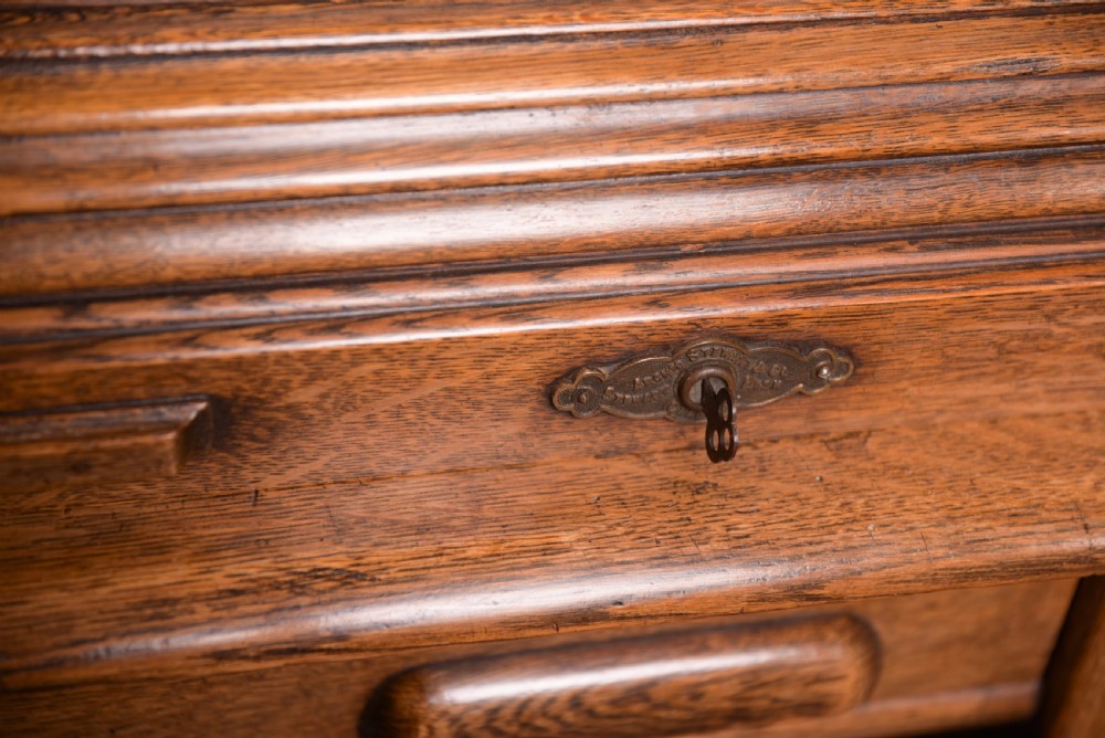 Quality oak s type roll top desk View II