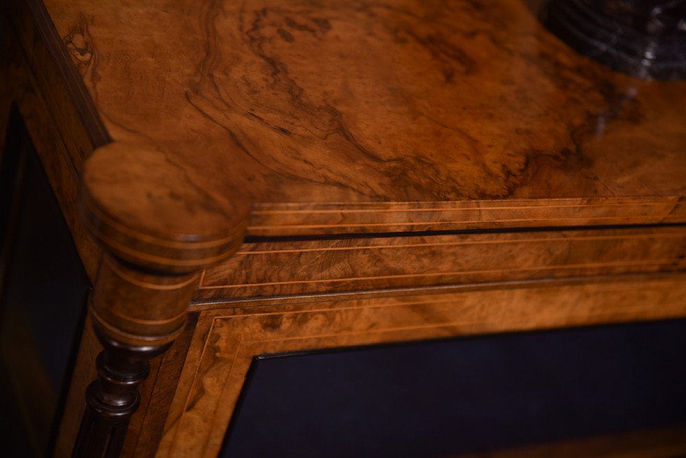 Beautiful Victorian burr walnut dwarf side cabinet   View IX