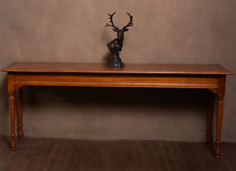 Victorian Mahogany hall table with leather inserted top 