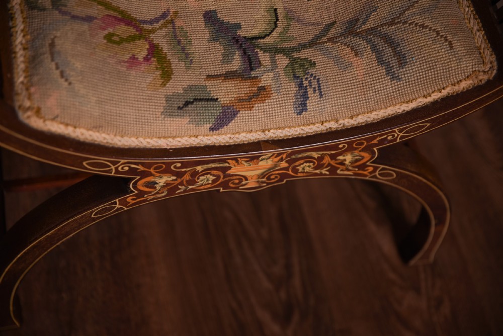 Outstanding quality Edwardian Marquetry inlaid Mahogany windoe seat View III