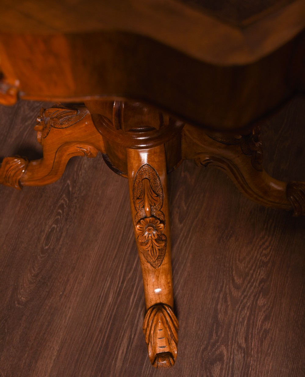 Stunning Victorian Burr Walnut Card Table View XIII