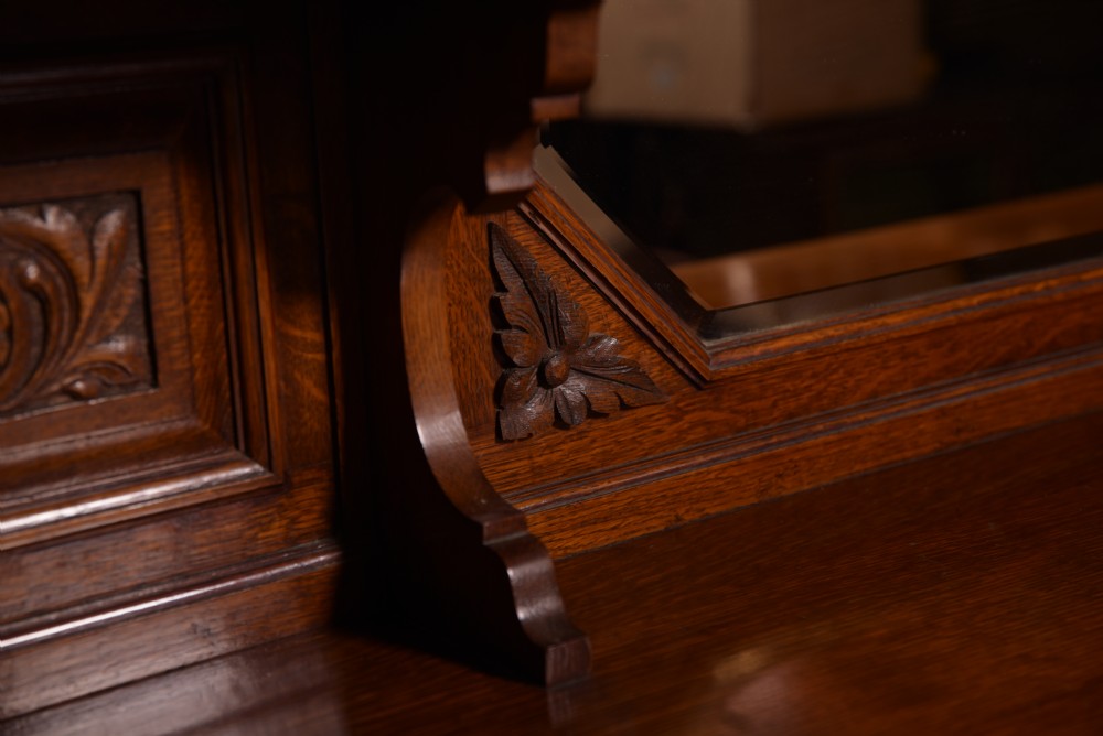 Handsome Edwardian Carved oak mirror back sideboard  View VI