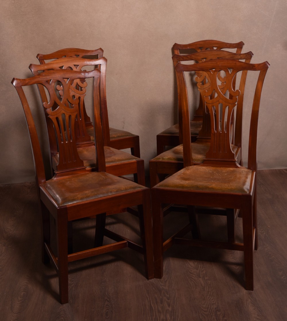 Handsome set o 6 Chippendale design mahogany dining room chairs View II