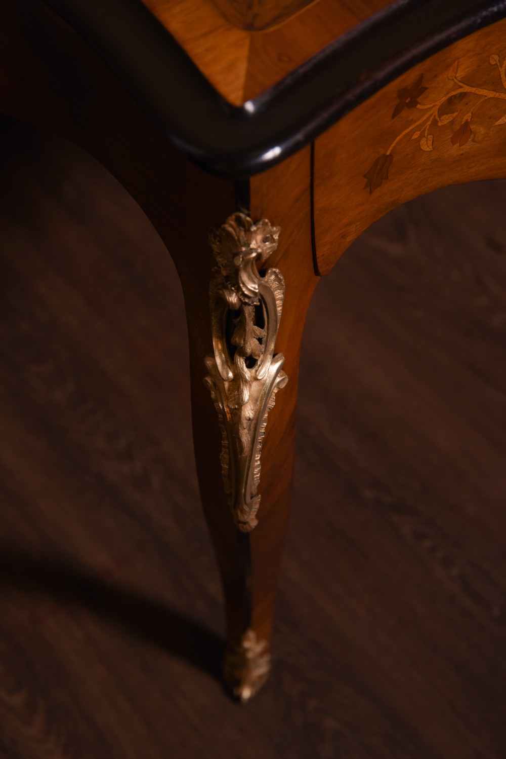 Fabulous French walnut and Marquetry Centre table  View II
