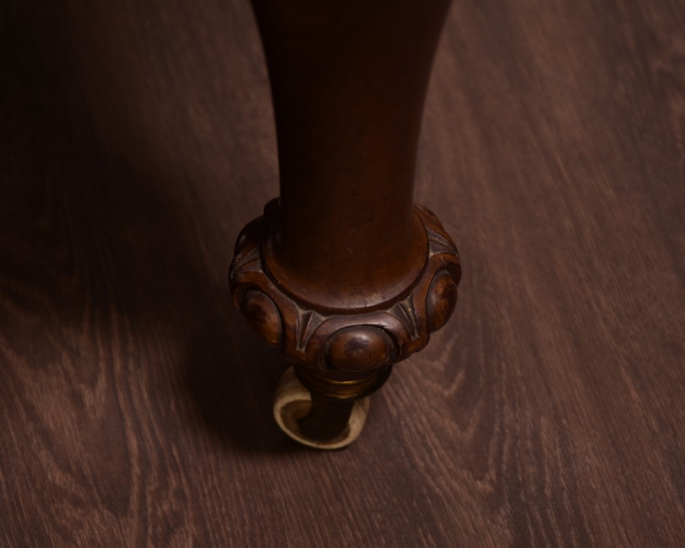 Fabulous Victorian mahogany extending table  View XIV