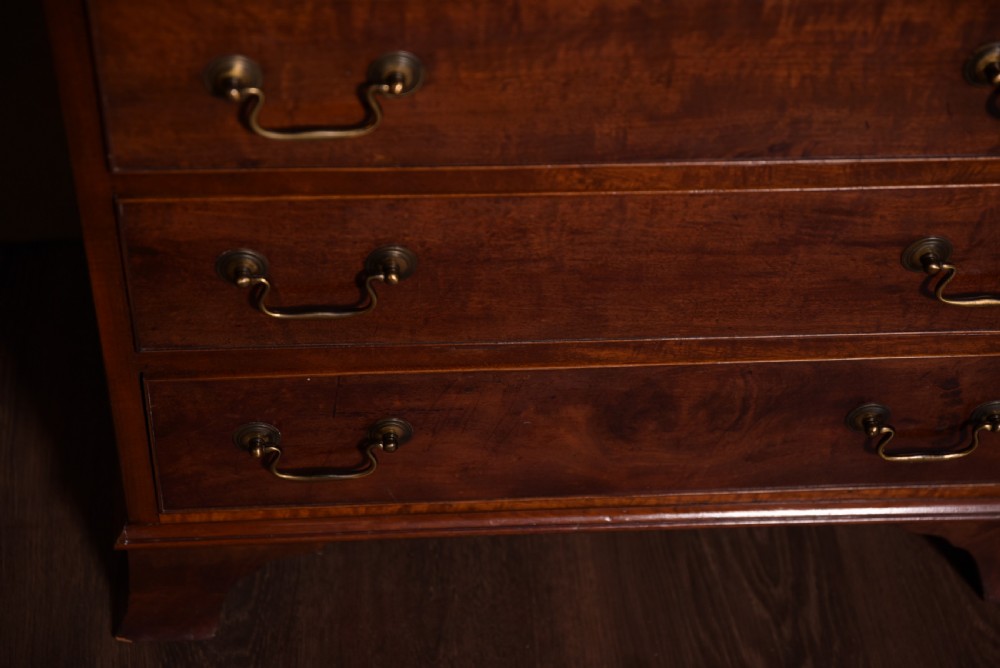 Neat 19th century Mahogany 4 drawer chest View III