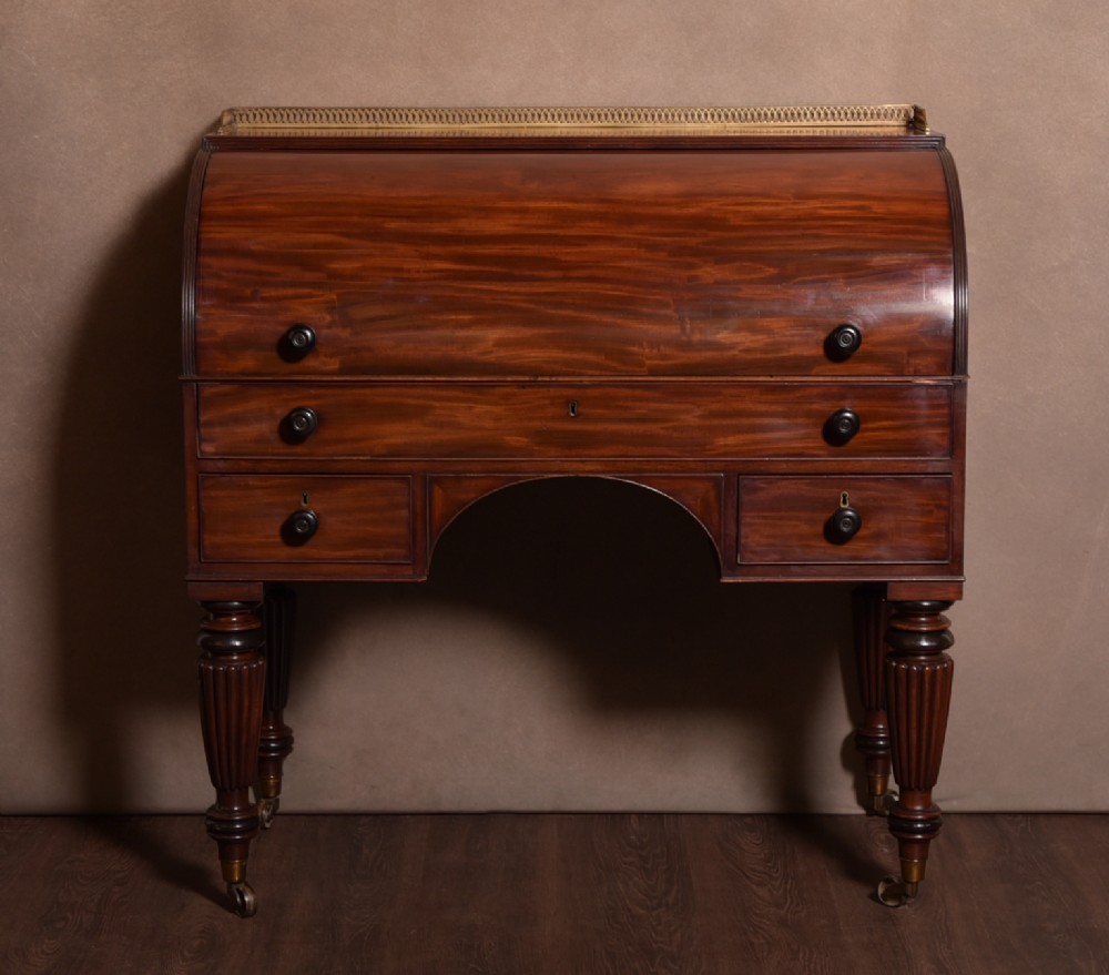 Superb Victorian Mahogany cylinder writing desk
