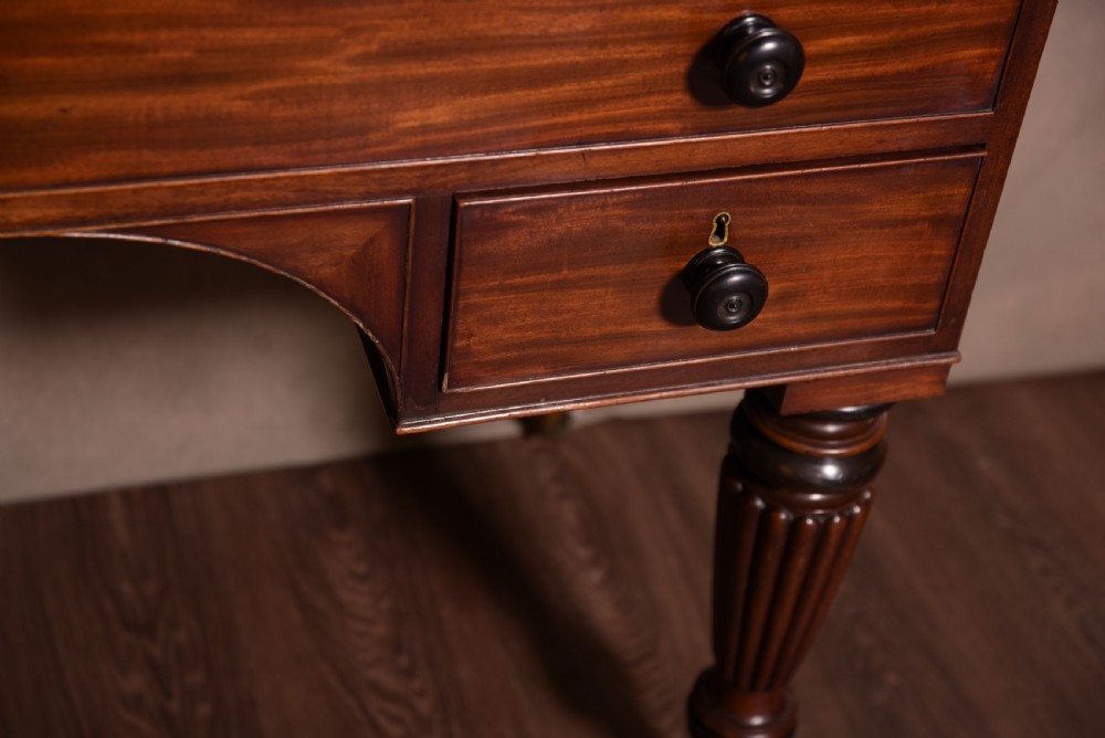 Superb Victorian Mahogany cylinder writing desk View IV