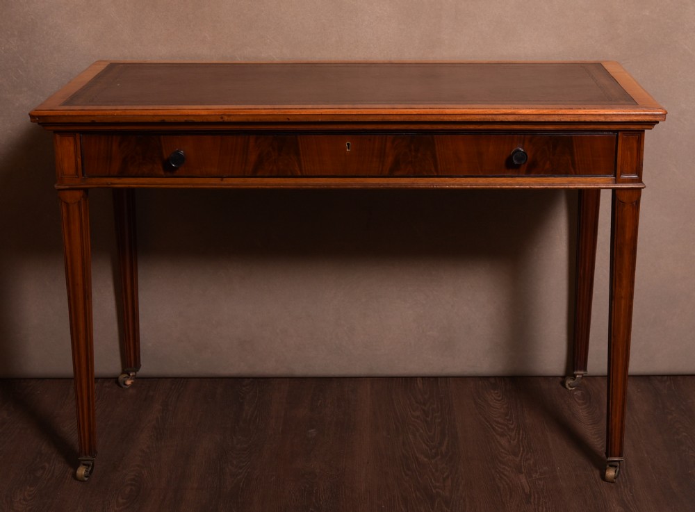 Elegant 19th Century writing desk  