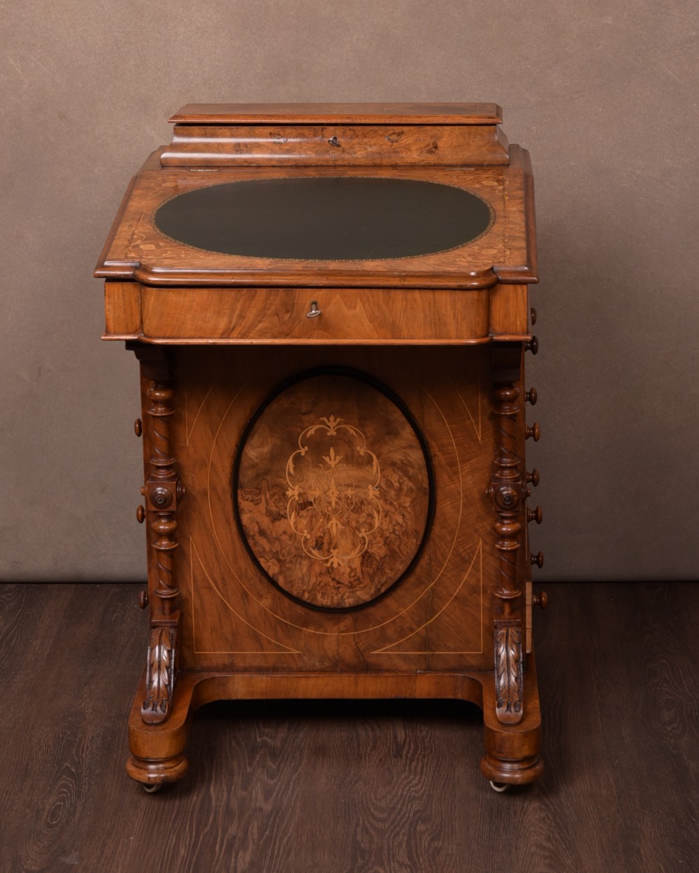 Superb Victorian inlaid Burr walnut Davenport