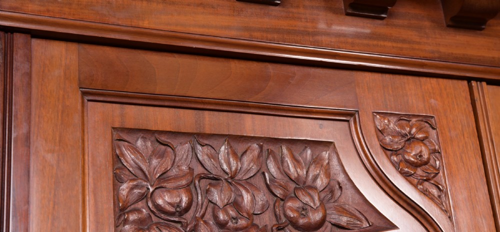 Stunning Walnut Art Nouveau triple mirror door Wardrobe  View II