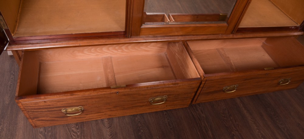 Stunning Walnut Art Nouveau triple mirror door Wardrobe  View IX