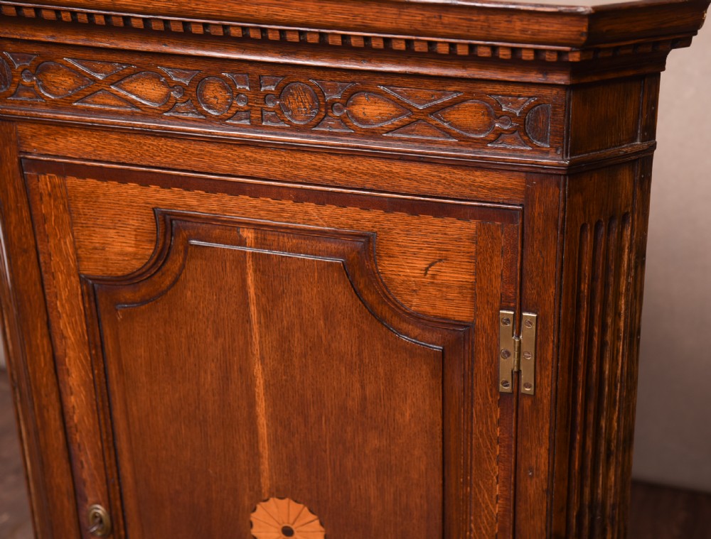 Georgian inlaid oak hanging corner cabinet  View V