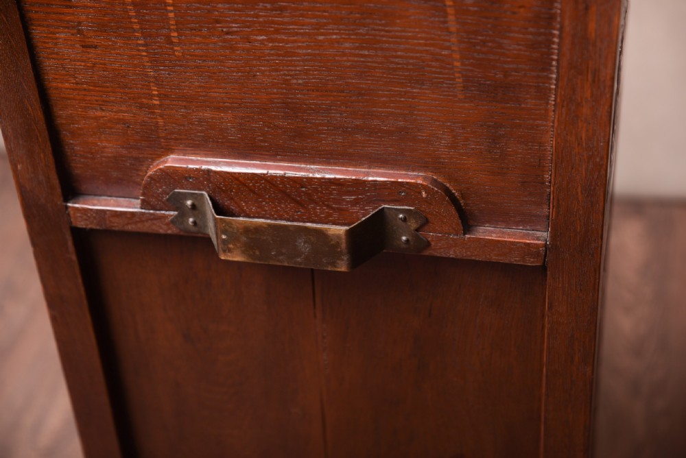 Superb Victorian carved oak coal Depo by Hewetson,Milner&Thexton Ltd London View VII