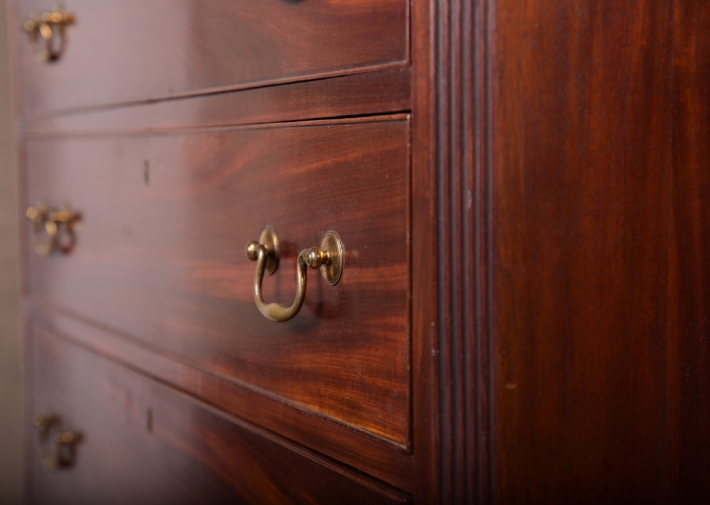 Neat Georgian Mahogany Chest On Chest tallboy View XIII