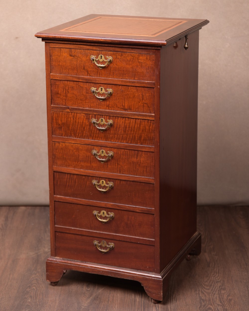 Unusual Edwardian Mahogany 6 drawer filing chest