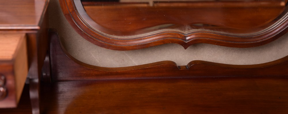 Quality Scottish Edwardian Mahogany 4 piece bedroom Suite  View XIX