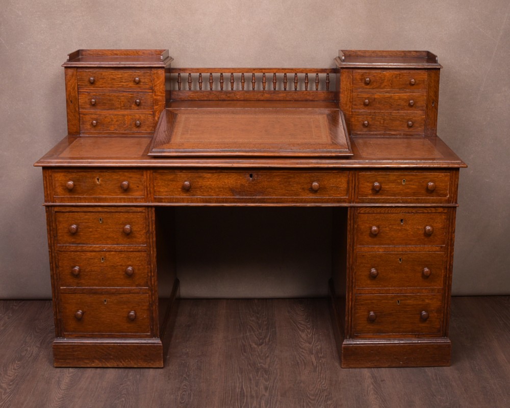 Quality Victorian Oak pedestal Dickons Desk 