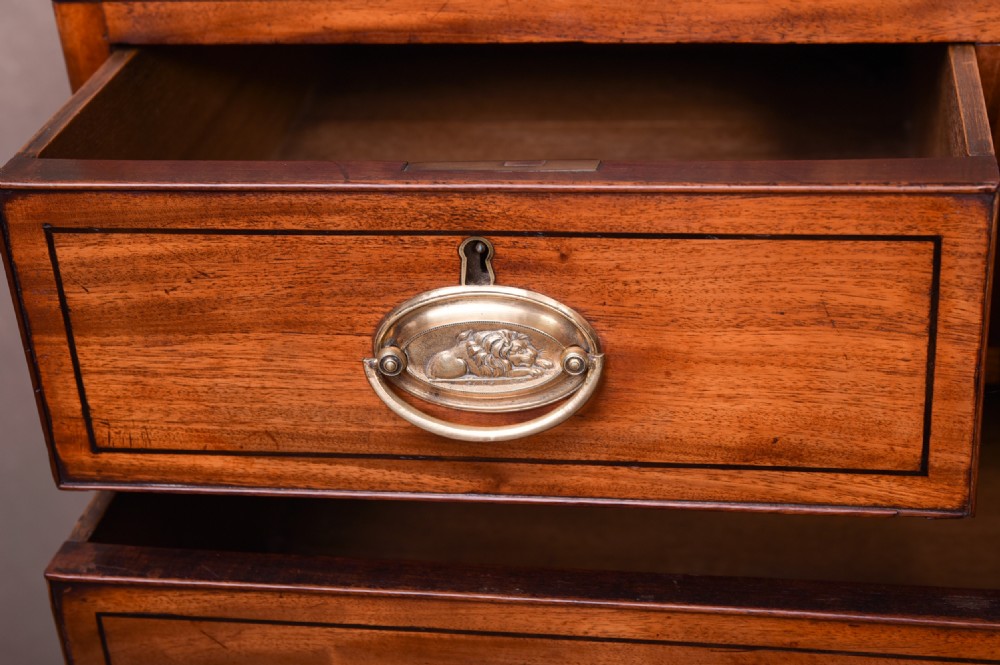 Georgian Inlaid Mahogany chest of drawers  View V