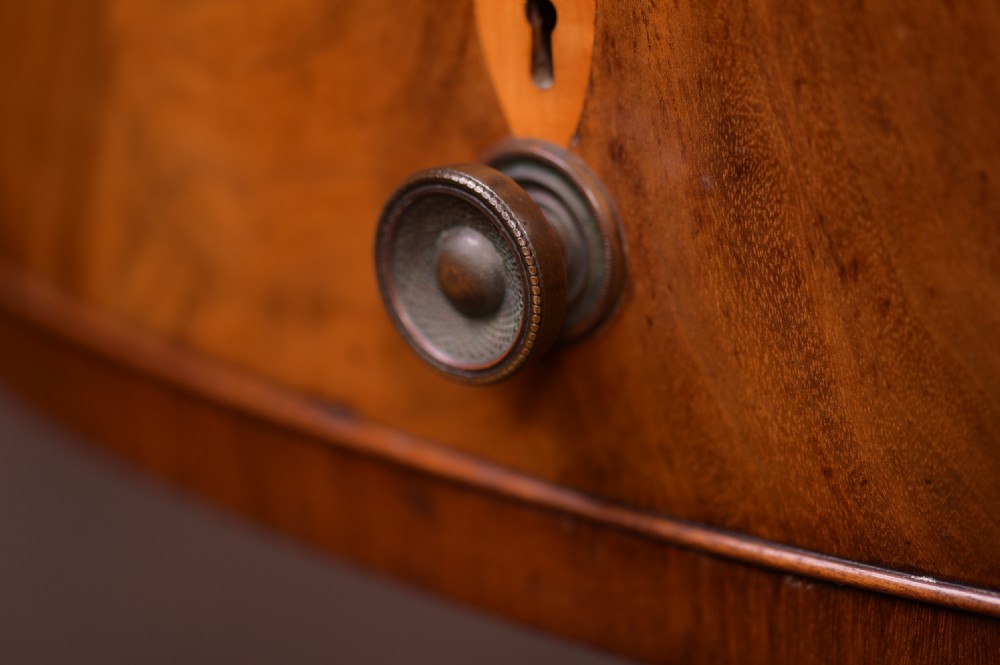 Stunning Regency Mahogany drum table  View IX