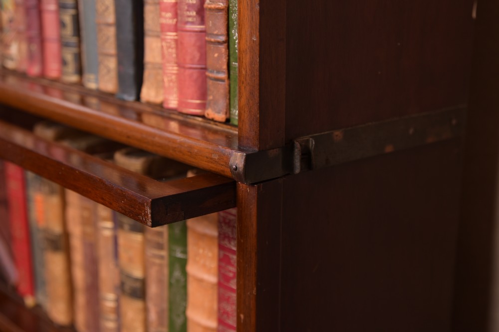 Mahogany 5 sectioned Lawyers stacking bookcase by globe wernicke  View II